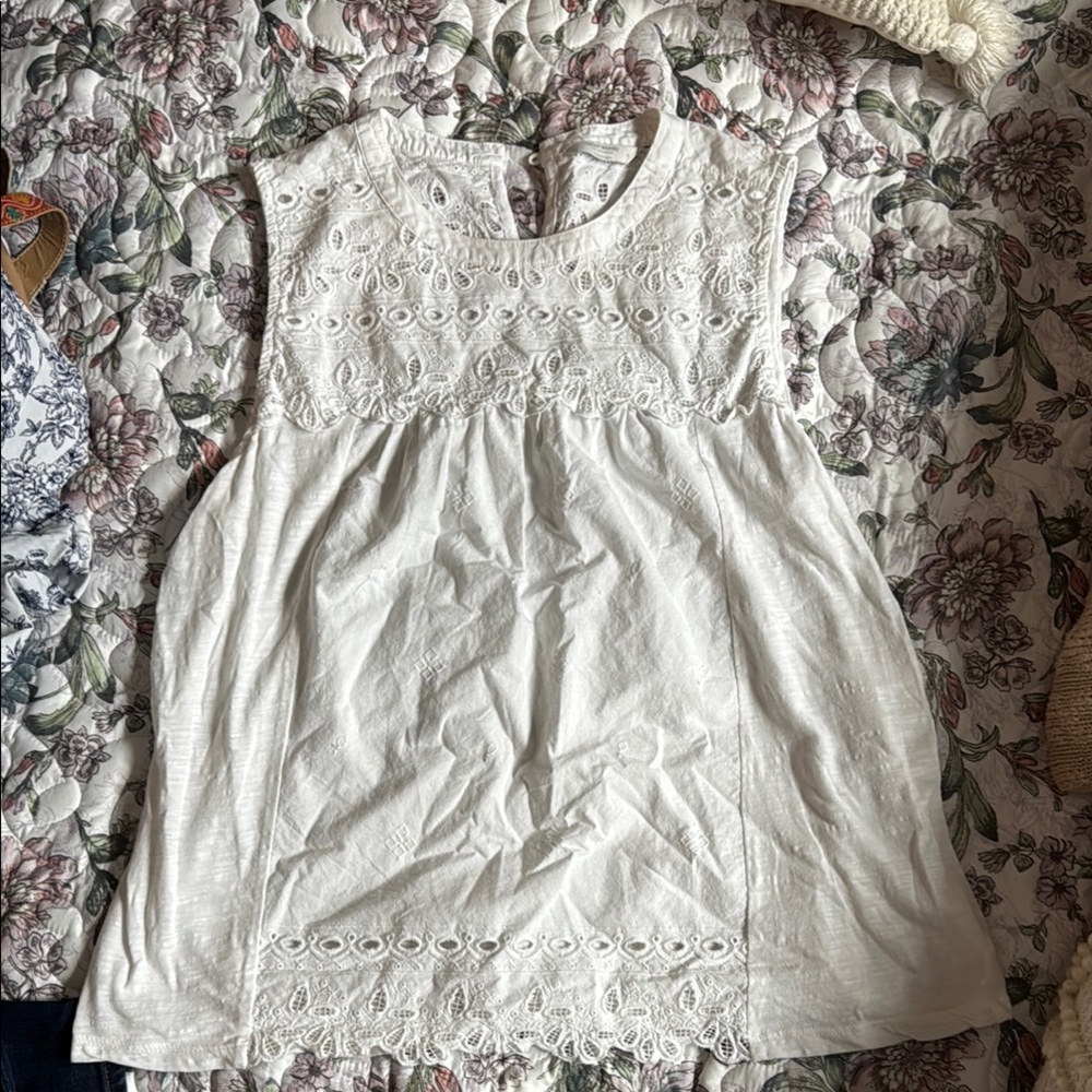 Lucky Brand White Lace Sleeveless Top Large